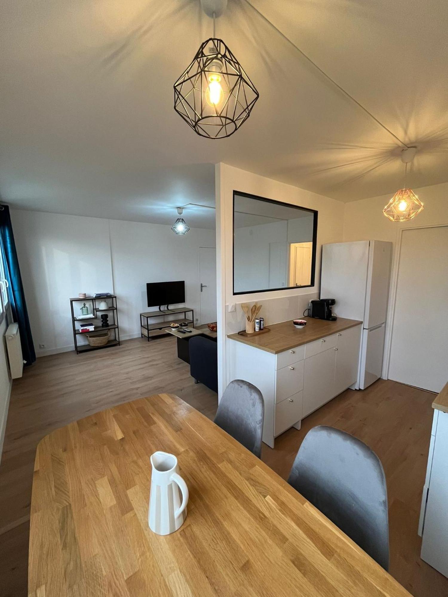 Ferienwohnung Le Montreuillois ! Parking Prive Et Metro A Proximite Exterior foto